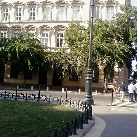 Premier Vendégház 3*